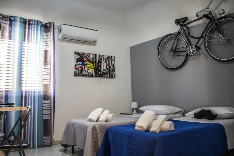 Standard Twin room