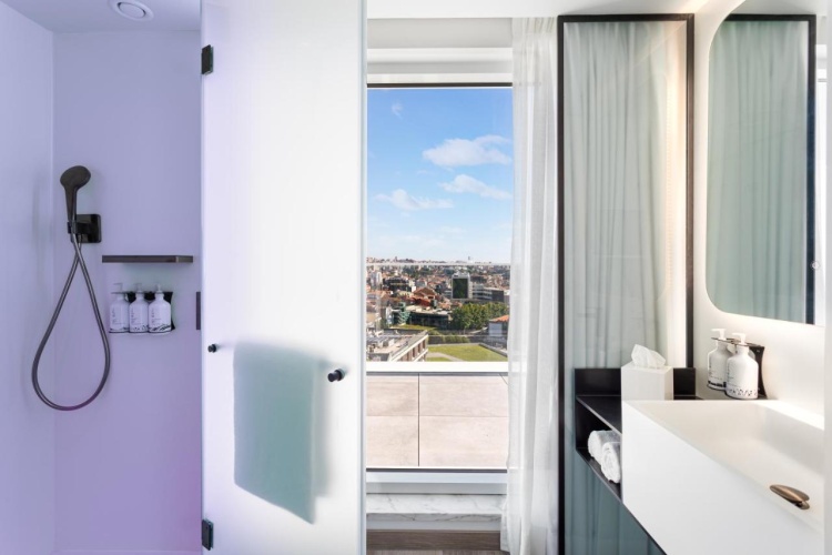 YOTEL Porto photo 12