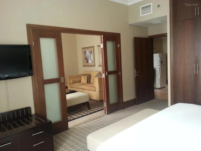 Classic Family Junior Suite with city view