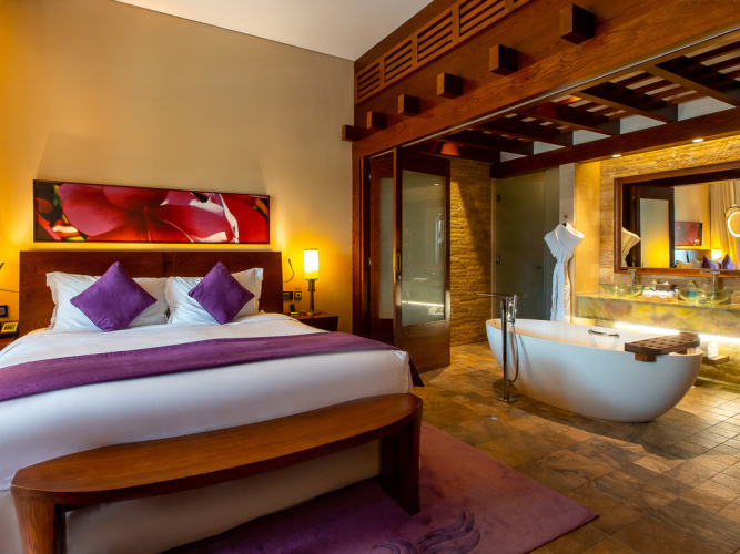 Double Club Junior Suite with balcony