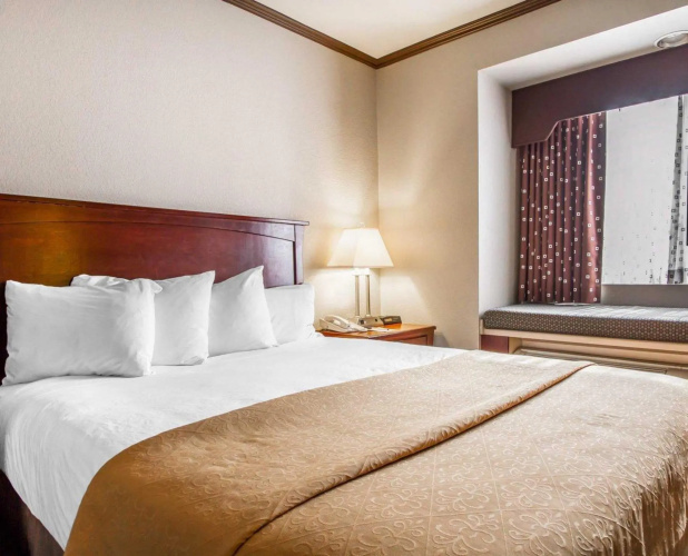 Quadruple room