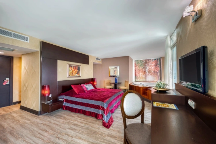 Royal Double Suite with sea view