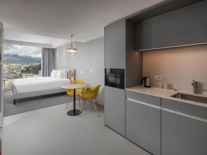 Double Suite