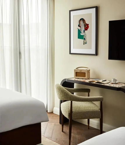 Roomy Twin room