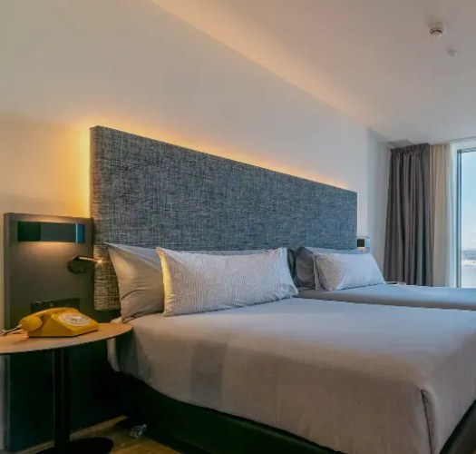 Innside Twin room