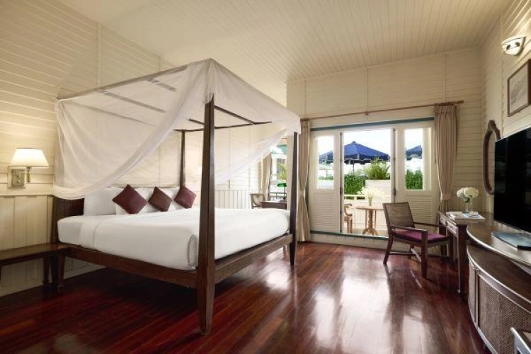 Grand Deluxe Double room with balcony and with river view