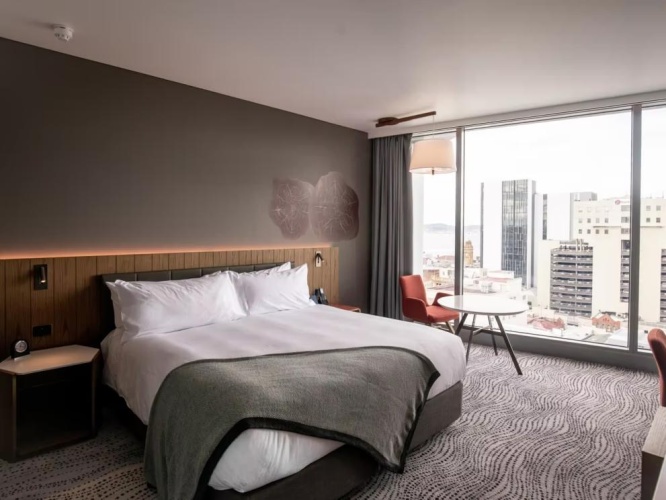 Double Lounge Access Junior Suite with city view