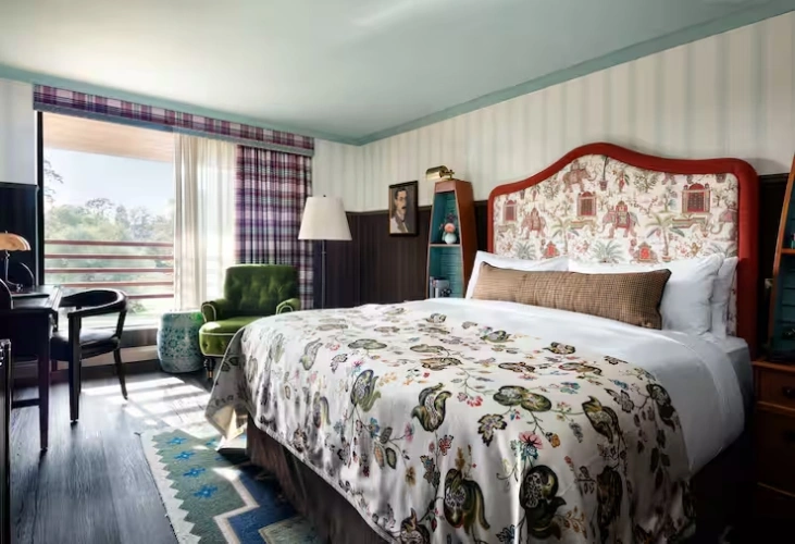 Graduate Double room with river view
