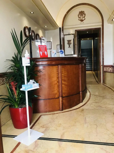 Serena Hotel