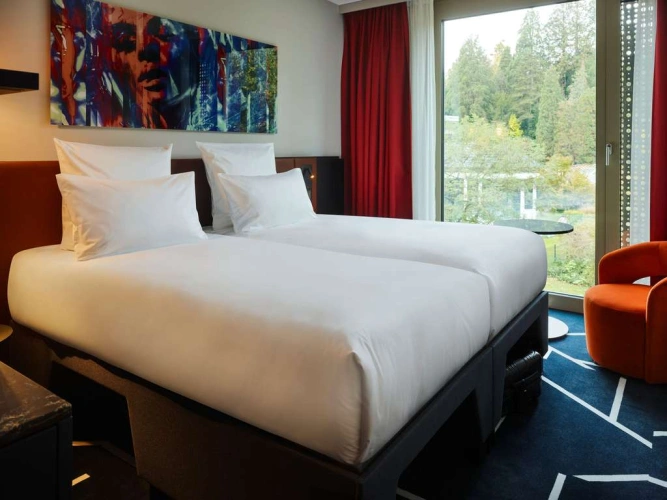 Tribe Essential Twin room with park side