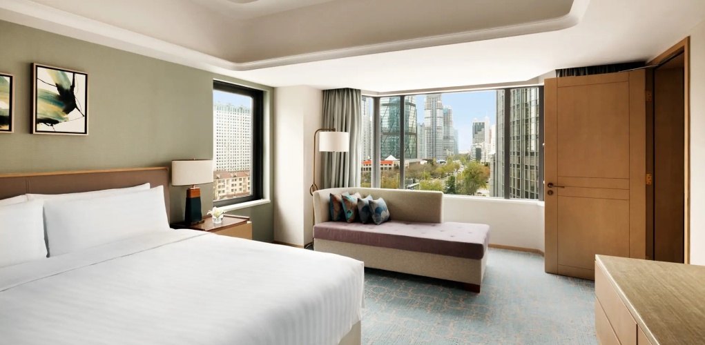 Executive City Wing Double Suite