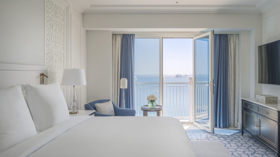 1 Bedroom Ambassador Double Suite