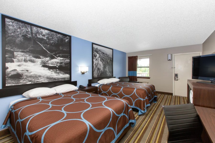 Quadruple room