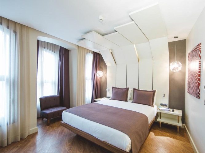 Deluxe With Urban View room