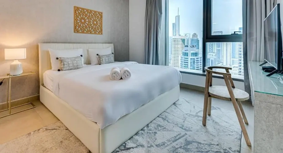 3 Bedrooms Apartment