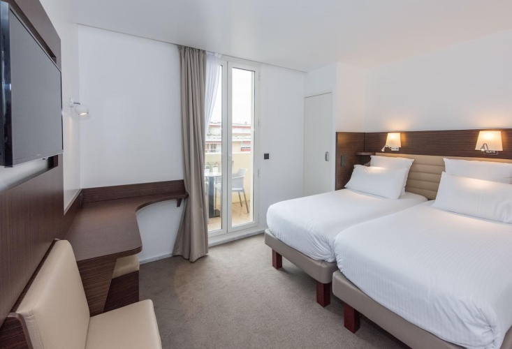 Superior Twin room with balcony
