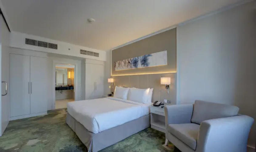 Executive Double Suite with lake view