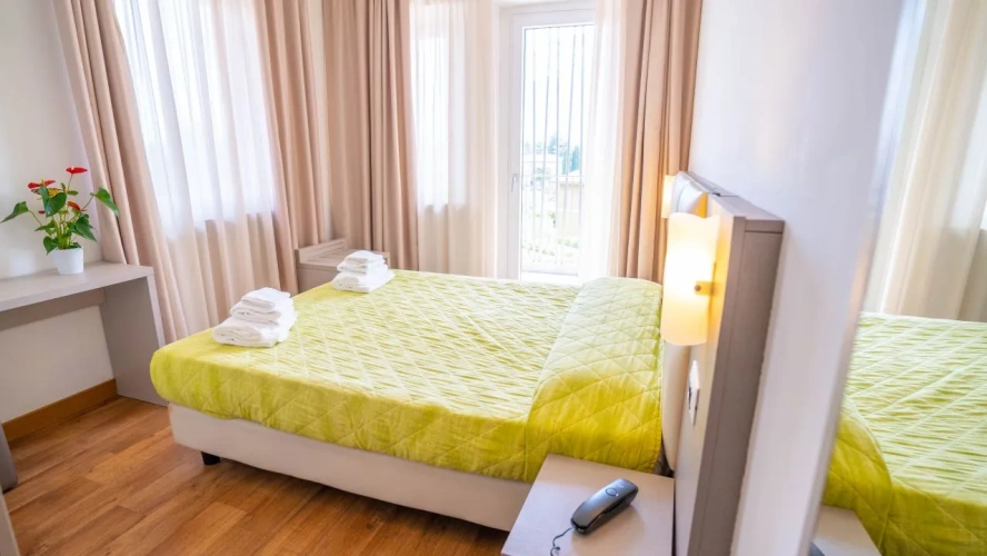 Triple room