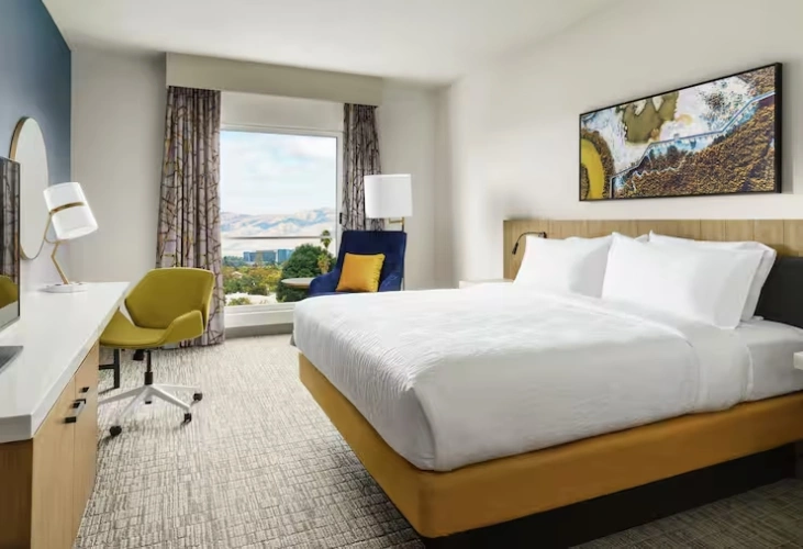 Double room with mountain view