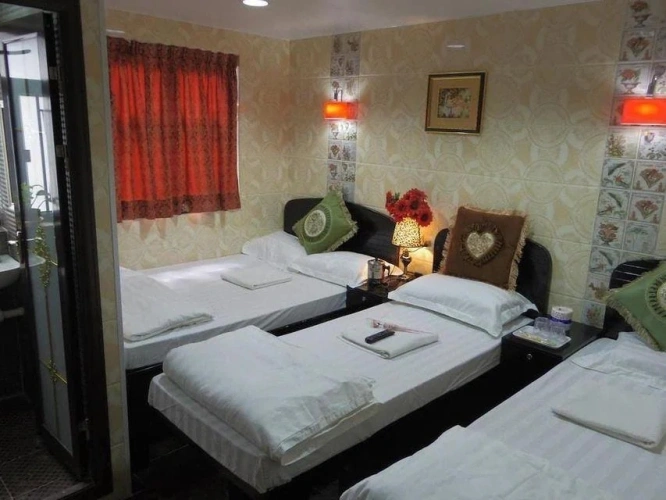 Triple room