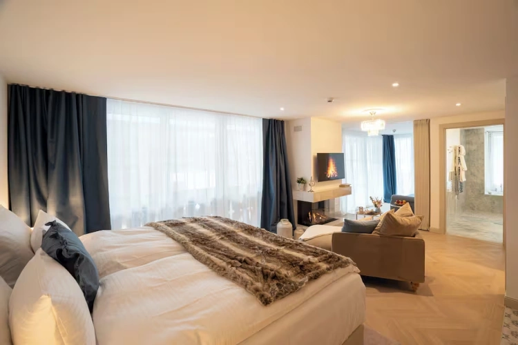 Double Etoile Junior Suite
