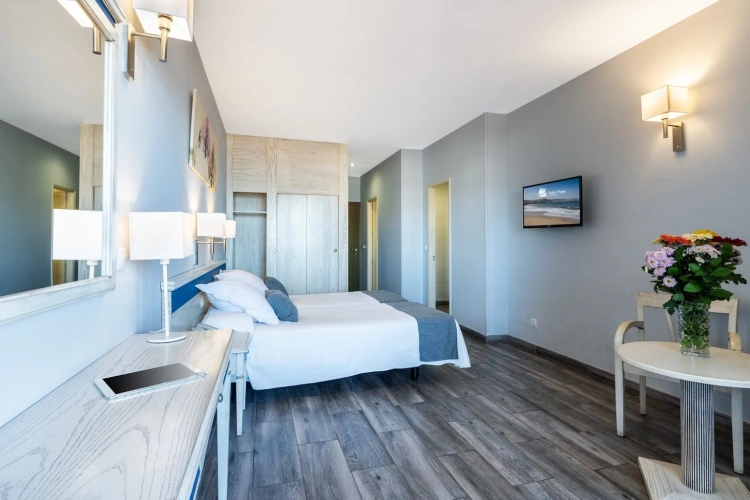 Triple Studio with balcony and with sea view