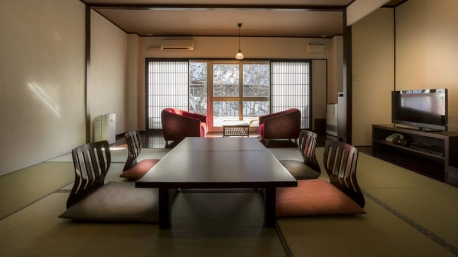 Standard Sangetsutei Japanese Western Twin room with river view