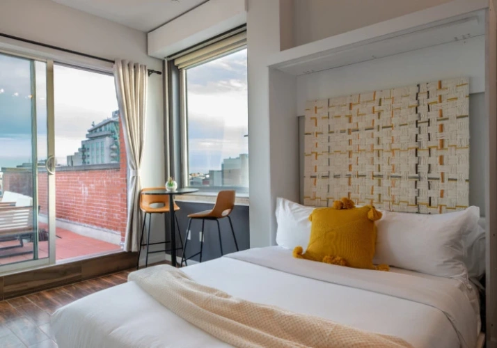 With Skydeck Double Studio Suite
