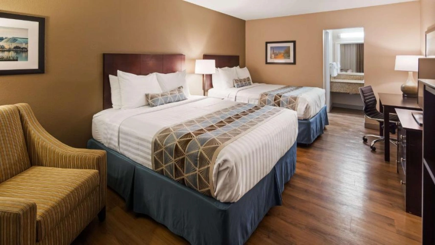 Quadruple room