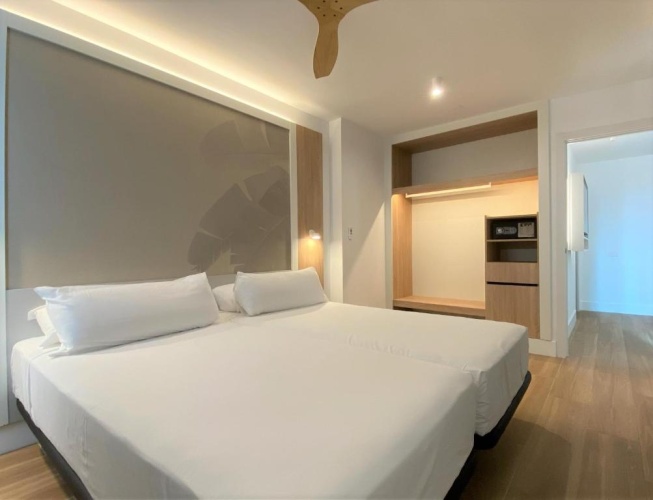 1 Bedroom Twin Apartment