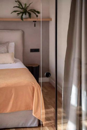 Deluxe A4 Double Suite