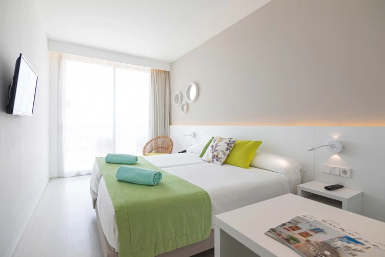 Standard Double room with balcony and with pool view