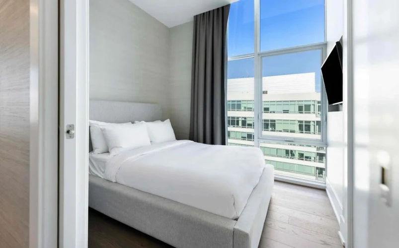2 Bedrooms Sky Suite