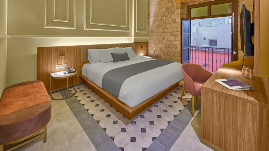 Standard Double room with balcony