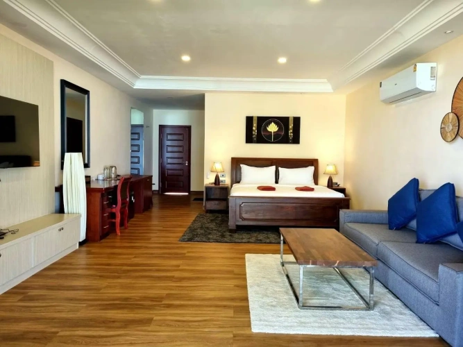 Luxury Double Ground Floor Suite beachfront
