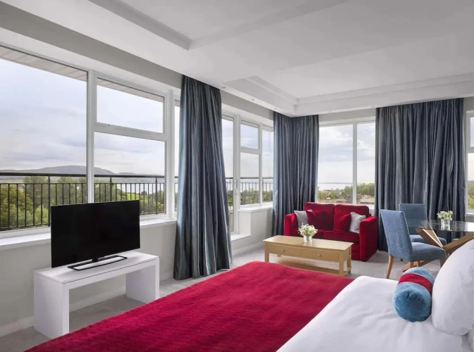 Double Suite