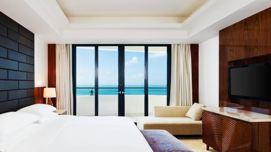 Presidential High Floor Double Suite with balcony and with ocean view