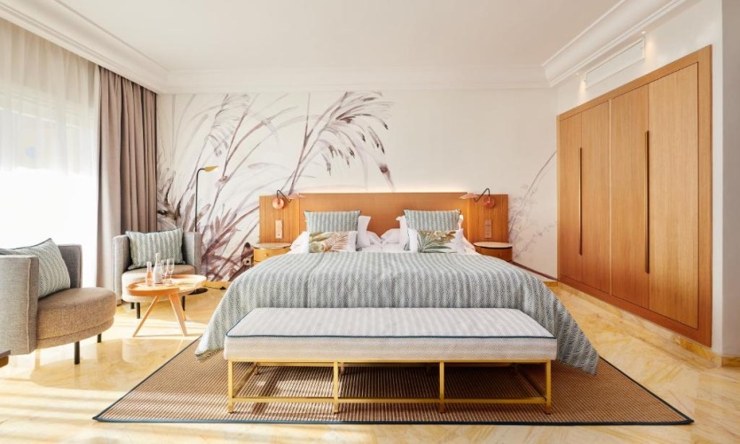 Superior Suite