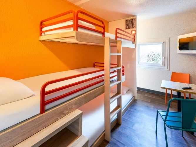 Break Triple room
