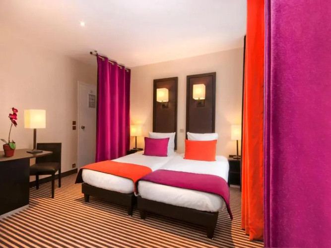 Pax Opera Hotel