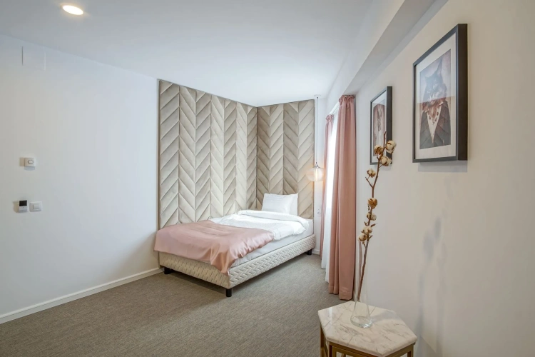 Premier Single room