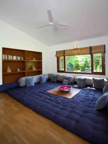 Shreyas Retreat