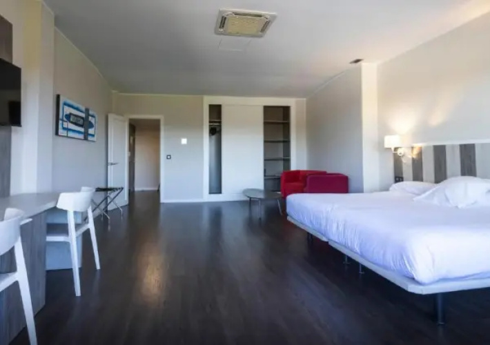 Double Suite