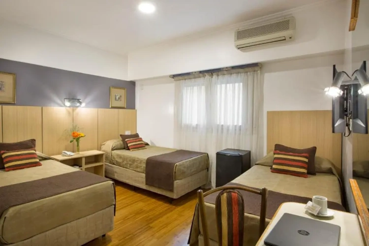 Triple room