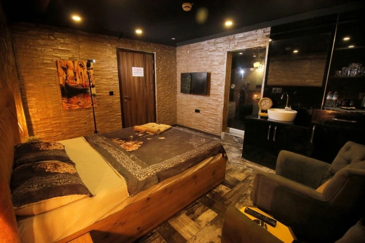Double Suite