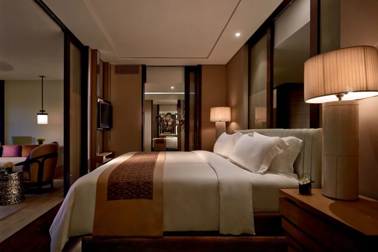 1 Bedroom Ritz-Carlton Double Suite with balcony