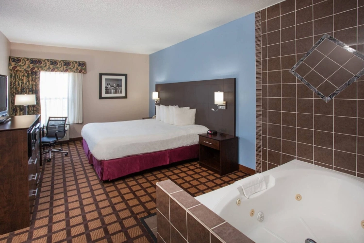 Jetted Tub Double room
