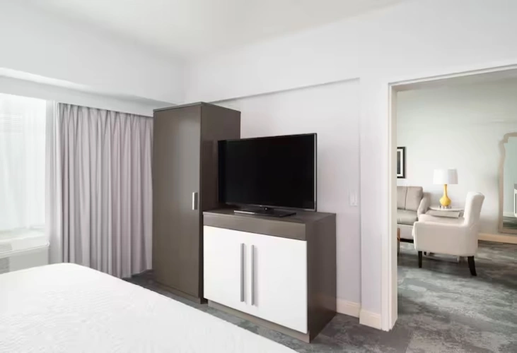 Accessible Double Suite