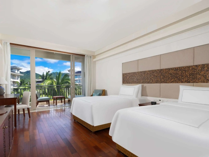 Premier Twin room