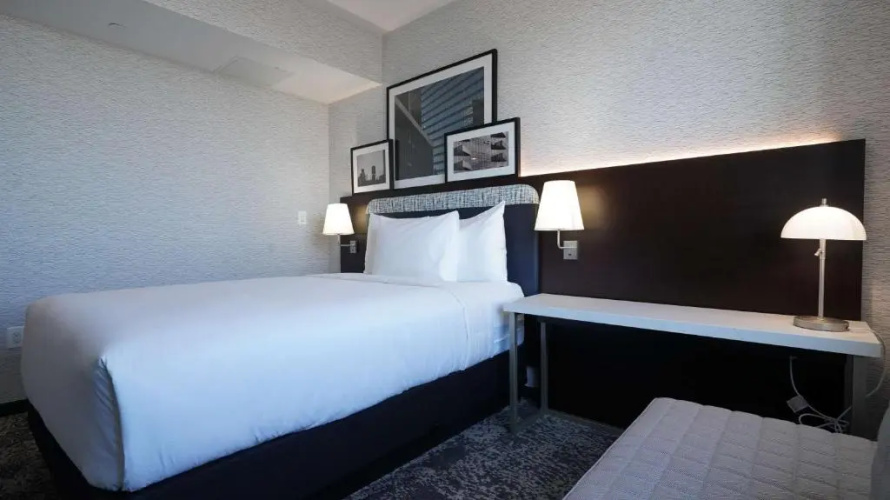 DoubleTree by Hilton Long Island City, NY photo 12